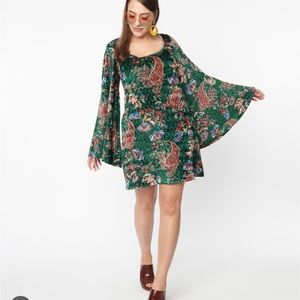 Unique Vintage Smak Parlour Green Floral Crushed Velvet Bell Sleeve Mini Dress